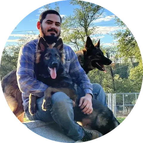 Tino Contreras, Koru K9 dog trainer serving Northern California